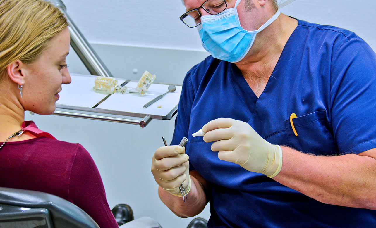Die Vorteile der Zahn-Implantologie